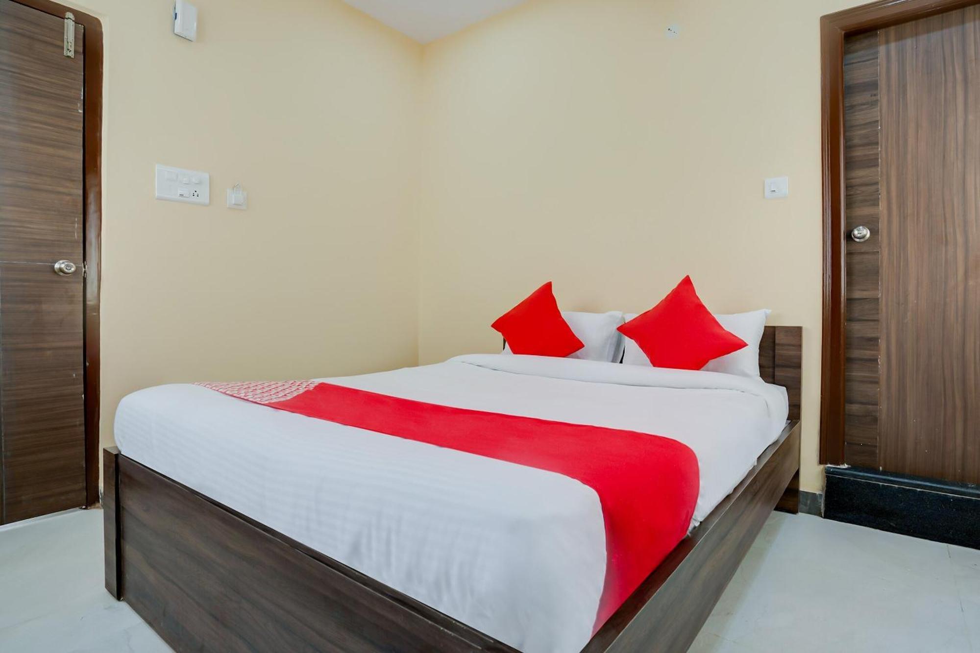 Hotel O Alekhya Residency Cafe Bahar Sururnagar Luaran gambar