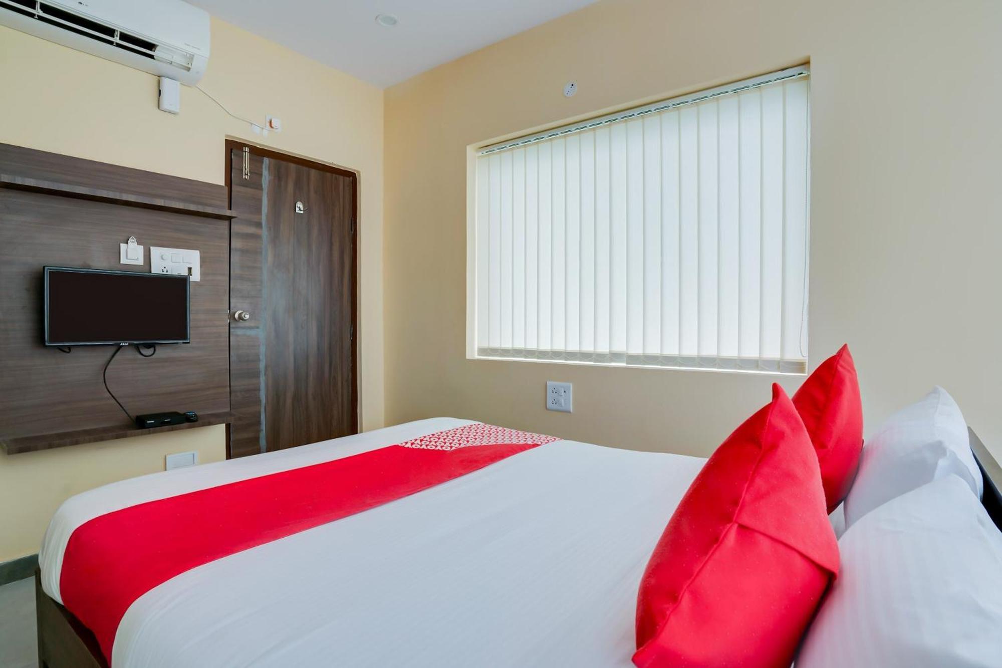 Hotel O Alekhya Residency Cafe Bahar Sururnagar Luaran gambar