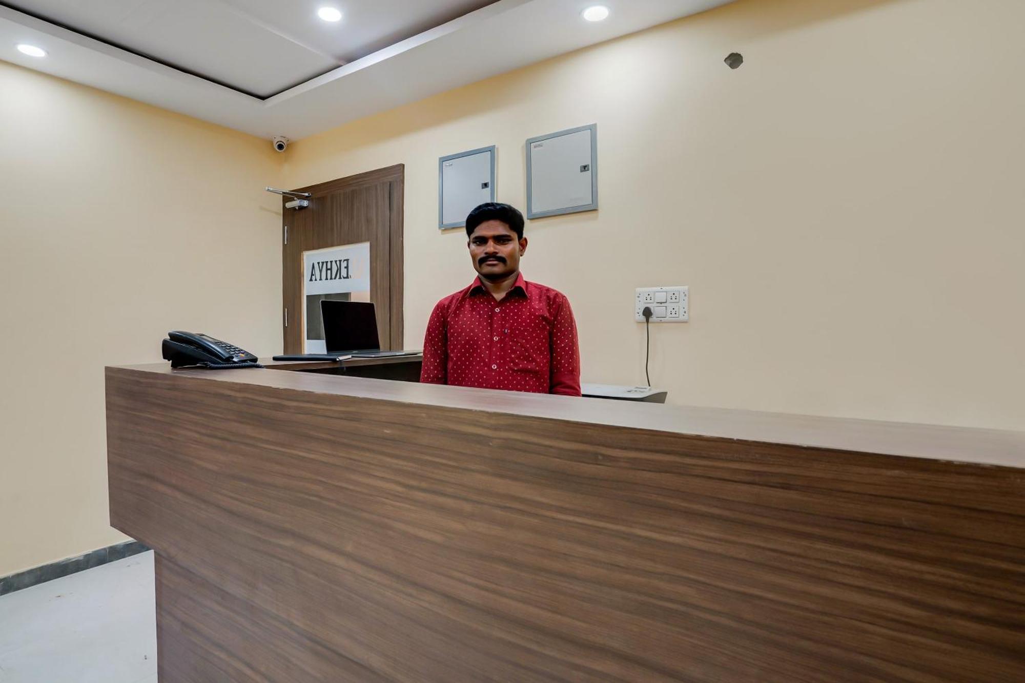 Hotel O Alekhya Residency Cafe Bahar Sururnagar Luaran gambar